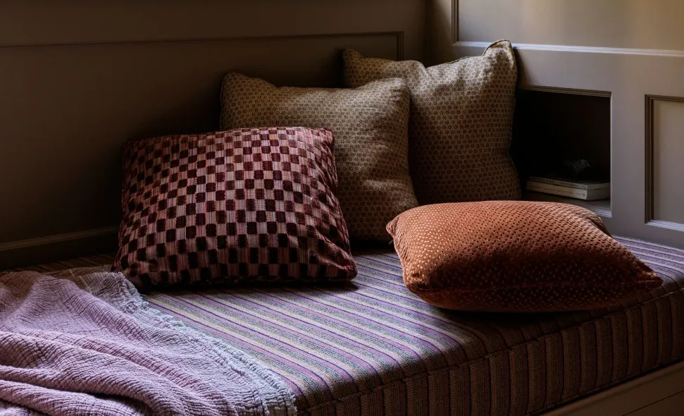 Top Custom Pillow Design Tools of 2026 Easy Options for Non-Designers